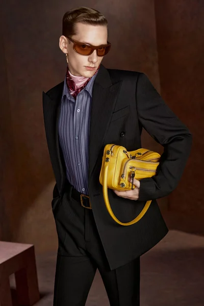 Look 2